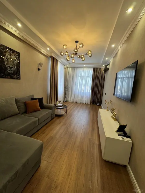 Satılır 2 otaqlı mənzil 85 m²