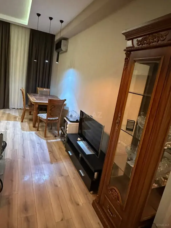 Kirayə verilir 3 otaqlı mənzil 108 m²