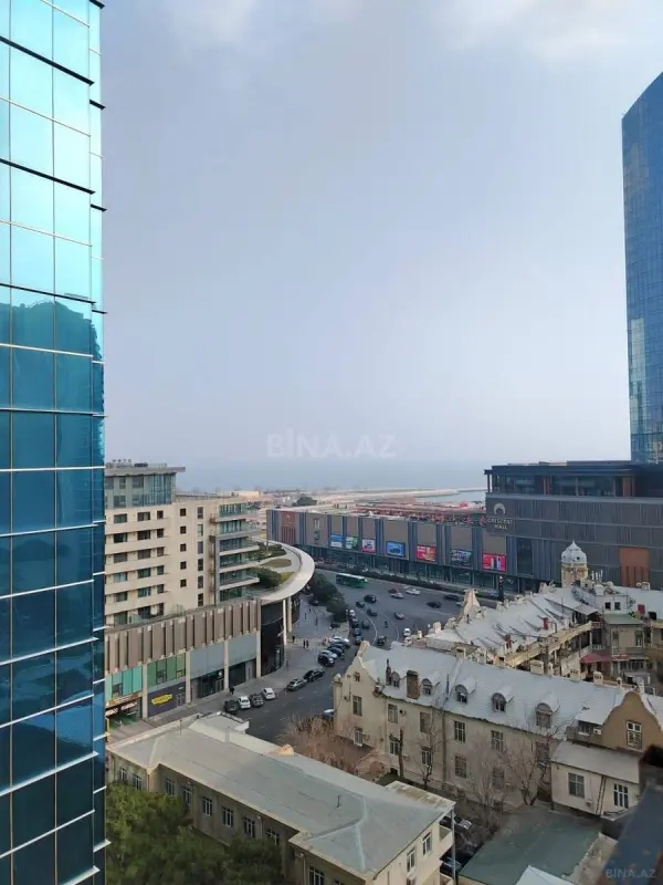 Satılır 3 otaqlı mənzil 103 m²