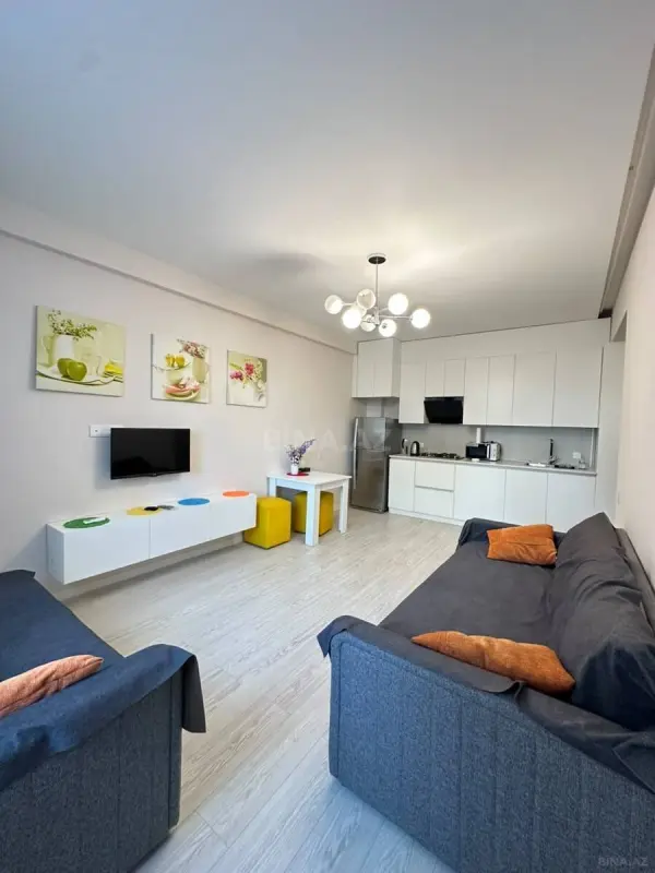 Kirayə verilir 2 otaqlı mənzil 55 m²