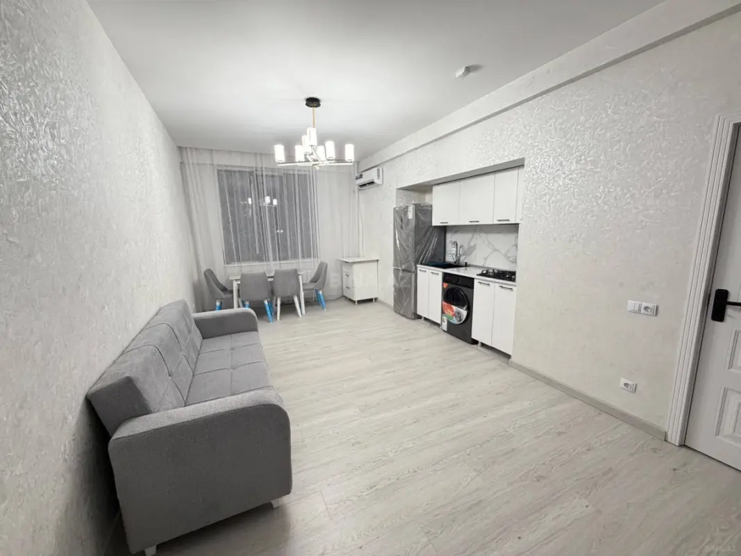 Kirayə verilir 3 otaqlı mənzil 112 m²