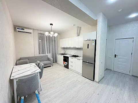 Kirayə verilir 2 otaqlı mənzil 75 m² — Bakı 2 otaq 75.00 m²