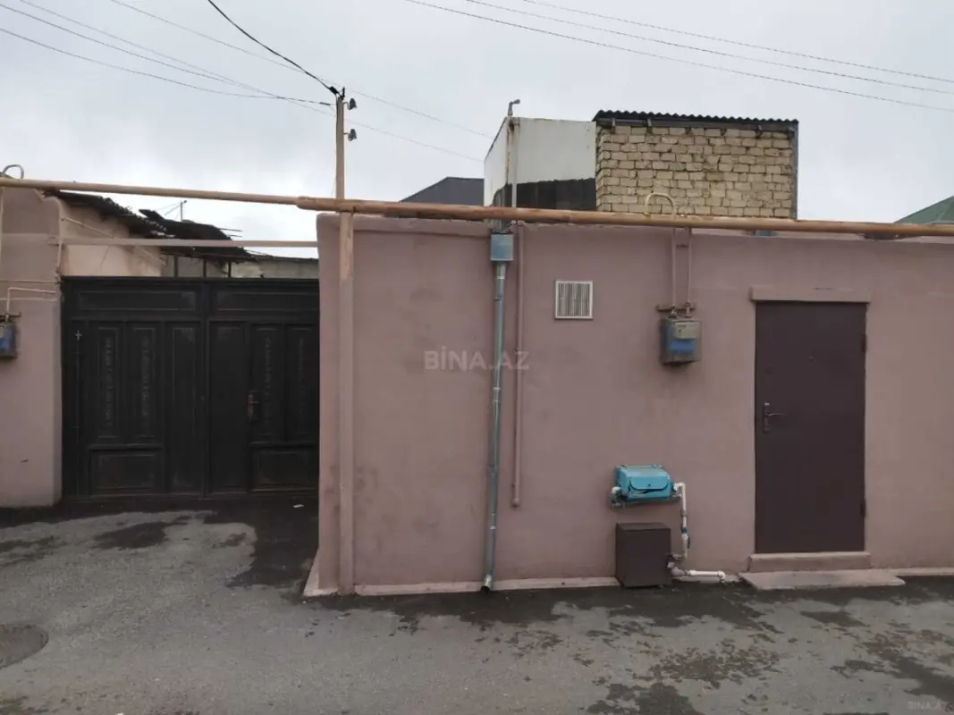 Satılır 4 otaqlı həyət evi 100 m²