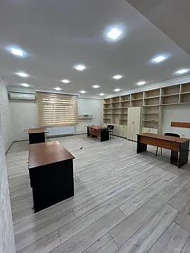 Kirayə verilir 4 otaqlı ofis 128 m² — Bakı 4 otaq 128.00 m²