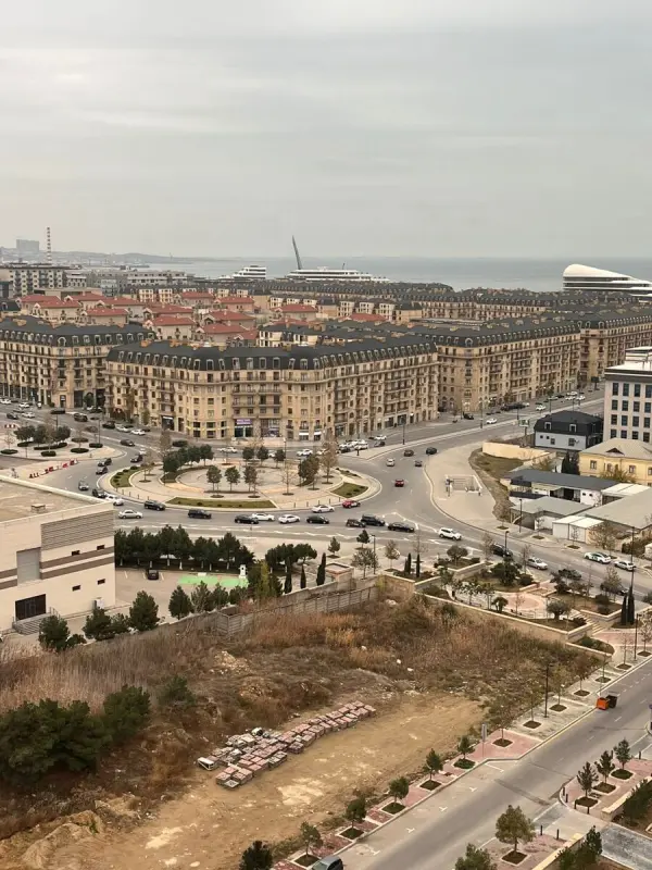 Satılır 3 otaqlı mənzil 92 m²