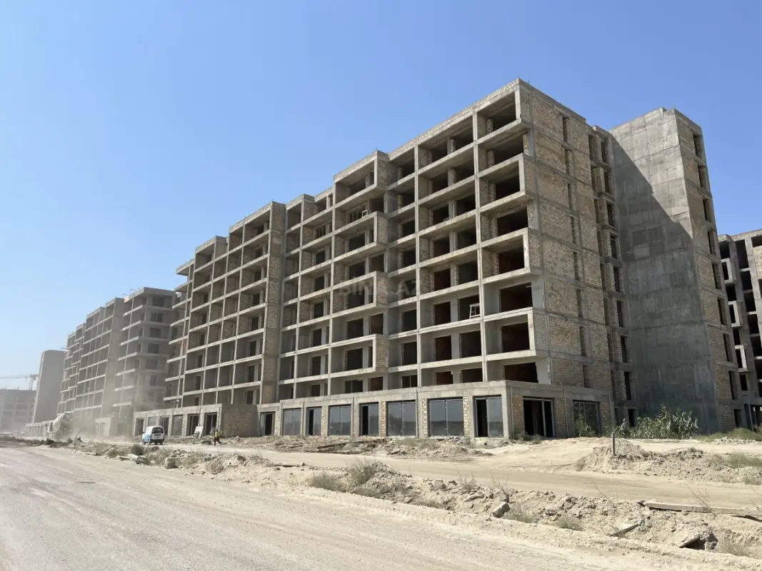 Satılır 3 otaqlı mənzil 97.7 m²