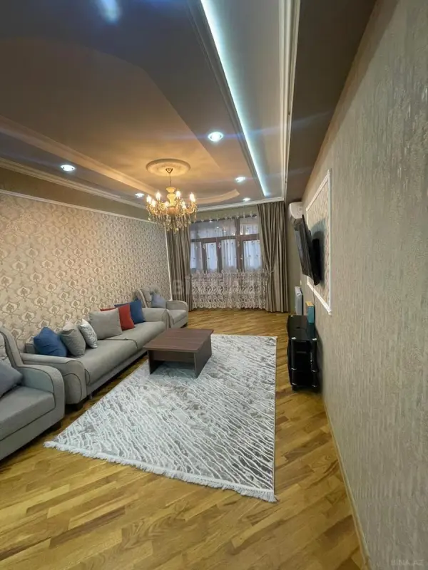 Kirayə verilir 3 otaqlı mənzil 115 m²