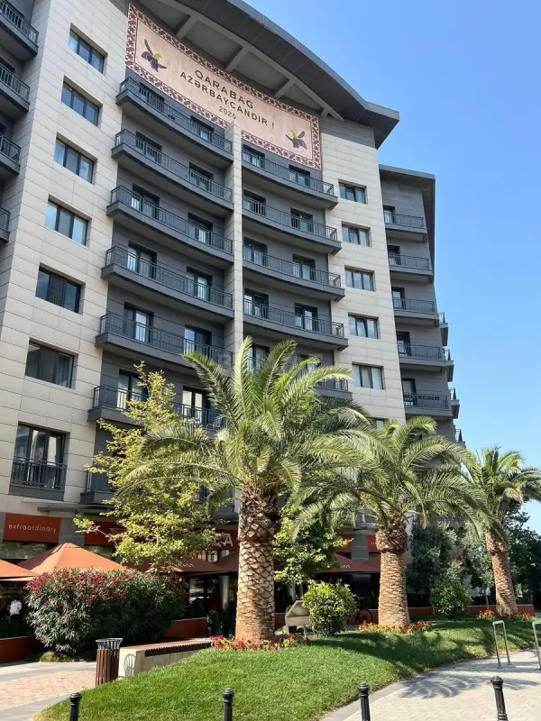 Satılır 1 otaqlı mənzil 47 m²