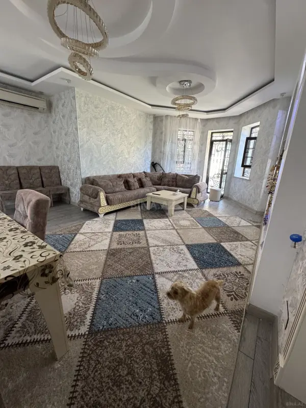 Satılır 4 otaqlı həyət evi 220 m²