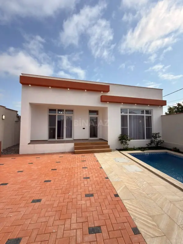 Satılır 4 otaqlı həyət evi 150 m²