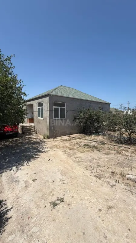 Satılır 3 otaqlı həyət evi 100 m²