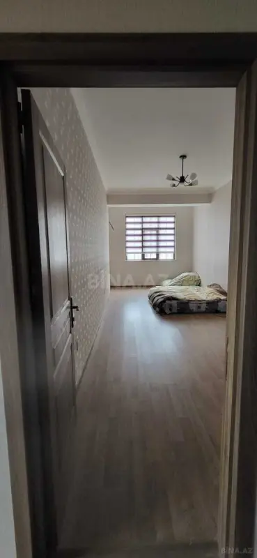 Satılır 2 otaqlı mənzil 78 m²
