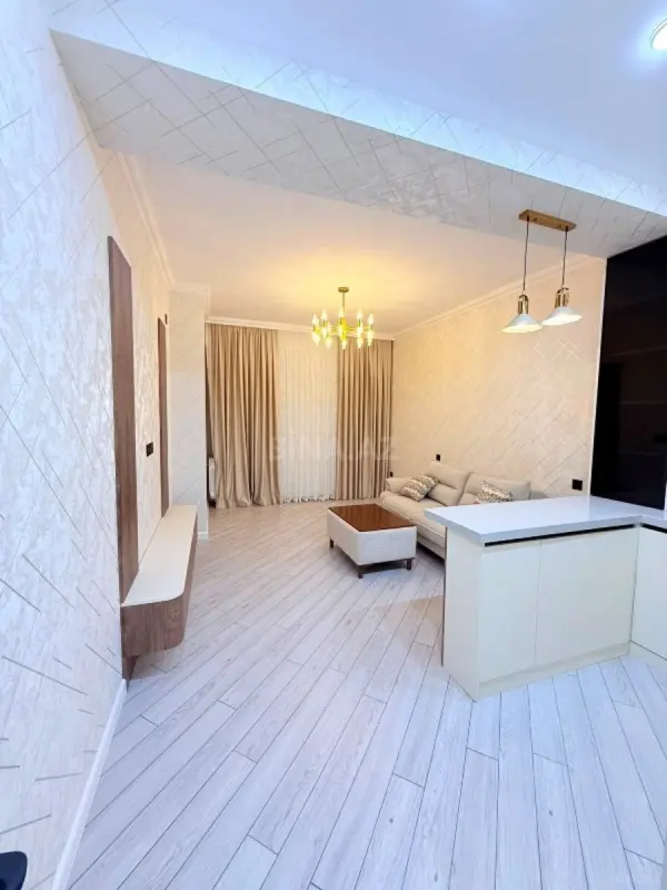 Satılır 3 otaqlı mənzil 77 m²