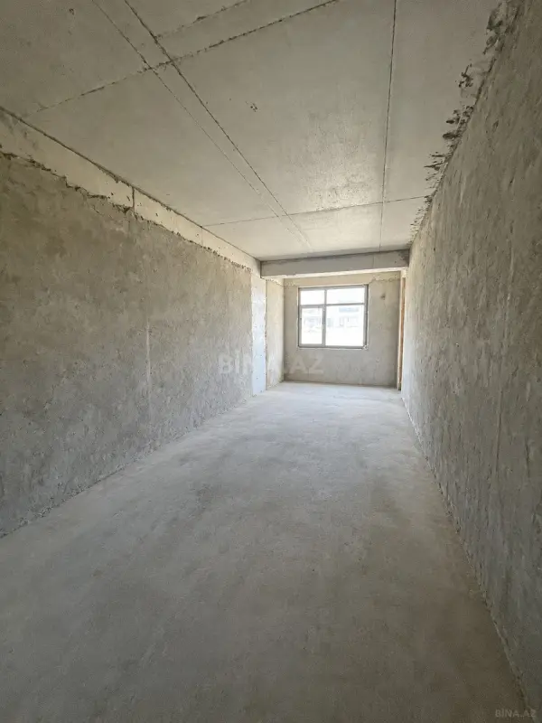 Satılır 3 otaqlı mənzil 130 m²