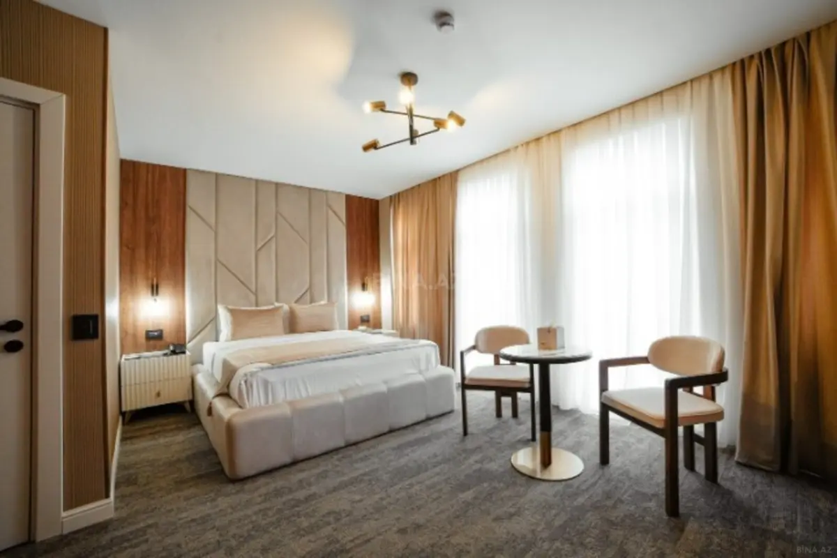 Satılır obyekt 440 m²