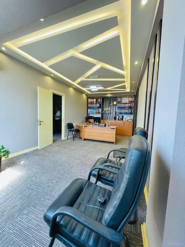 Satılır 5 otaqlı ofis 110 m²