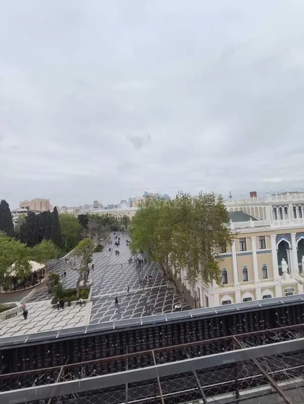 Satılır 3 otaqlı mənzil 65 m²