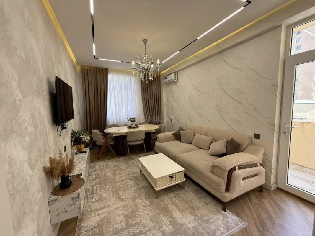Satılır 2 otaqlı mənzil 58 m²