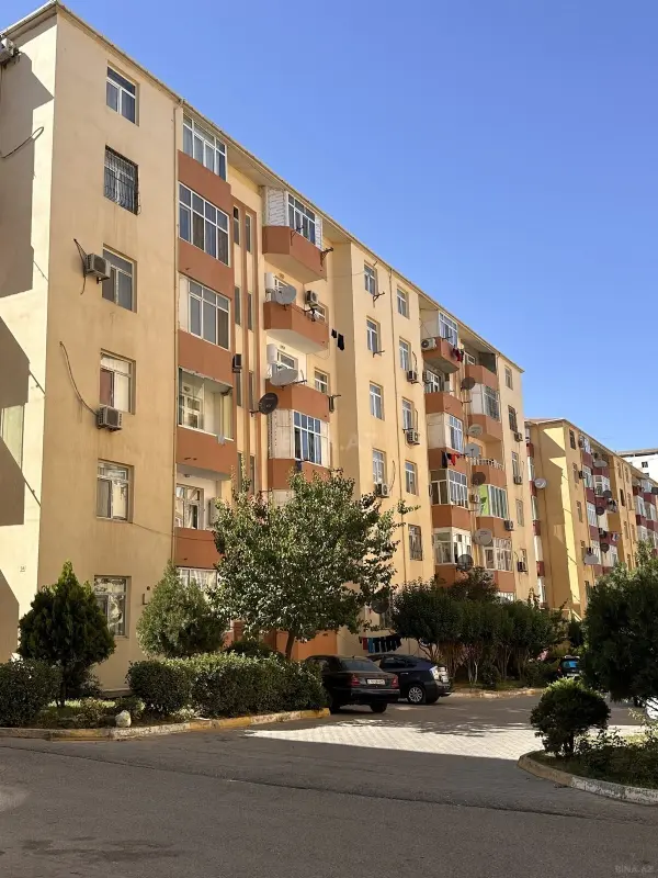 Satılır 1 otaqlı mənzil 54 m²