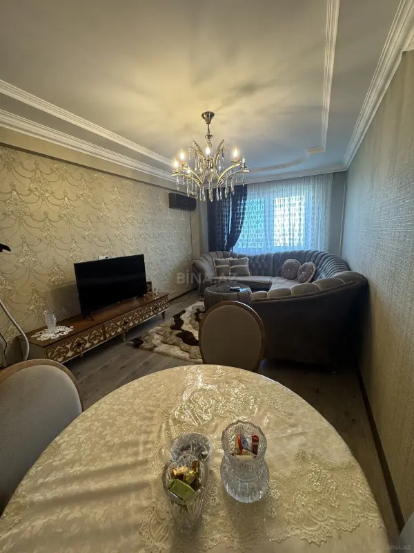 Satılır 2 otaqlı mənzil 67 m²
