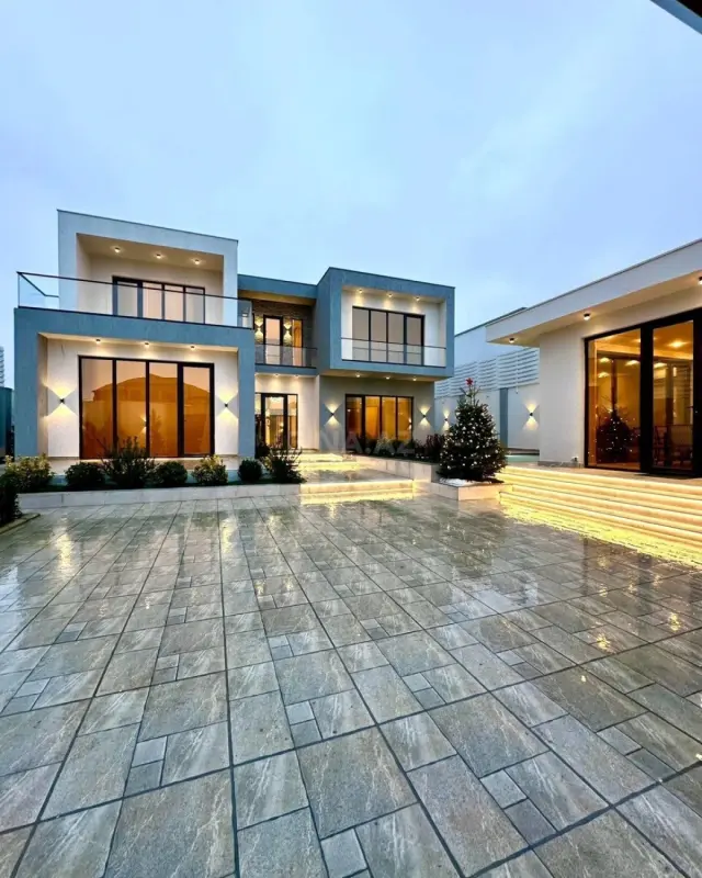 Kirayə verilir 5 otaqlı həyət evi 360 m²