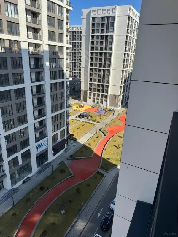 Satılır 3 otaqlı mənzil 108.2 m²