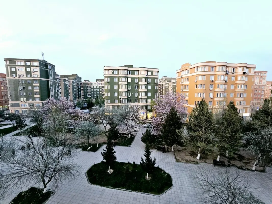 Satılır 2 otaqlı mənzil 41 m²