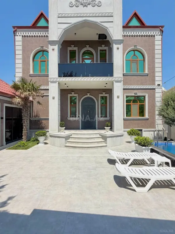 Satılır 6 otaqlı həyət evi 200 m²