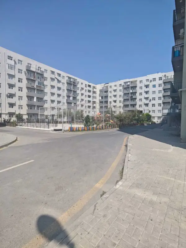 Satılır 2 otaqlı mənzil 57 m²