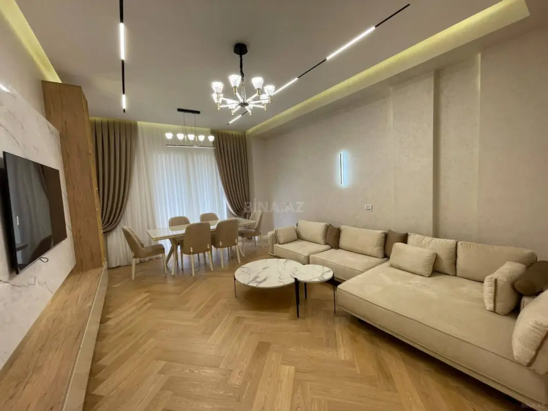 Kirayə verilir 3 otaqlı mənzil 135 m²