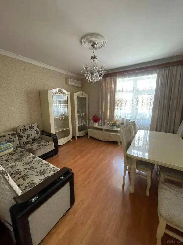 Satılır 3 otaqlı mənzil 82 m²