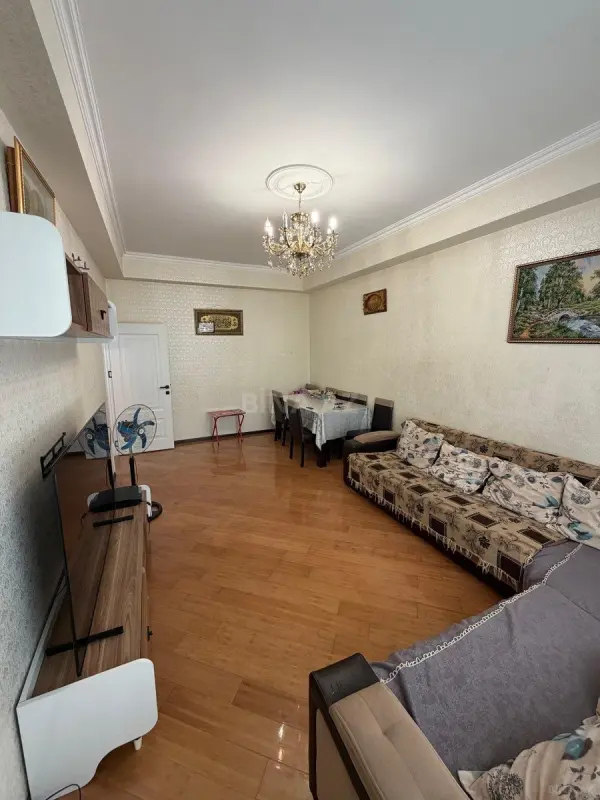Satılır 3 otaqlı mənzil 98 m²