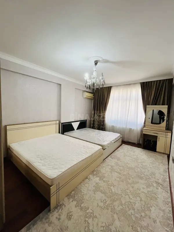 Kirayə verilir 2 otaqlı mənzil 100 m²