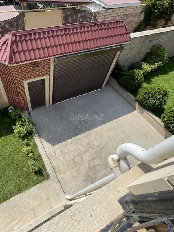 Satılır 5 otaqlı həyət evi 200 m²