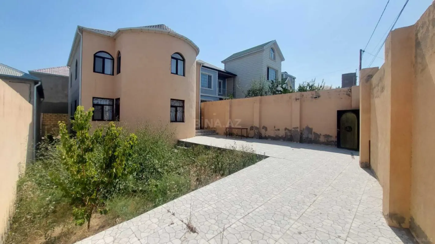 Satılır 6 otaqlı həyət evi 160 m²