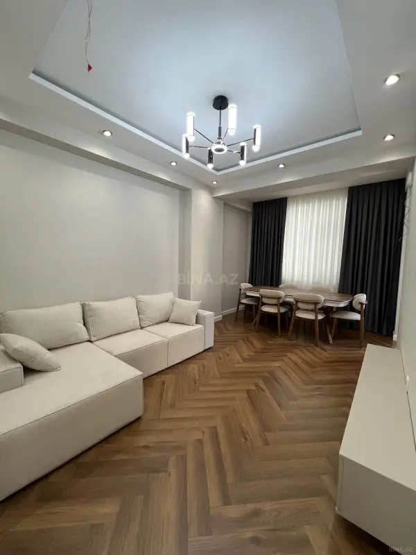 Satılır 2 otaqlı mənzil 80 m²