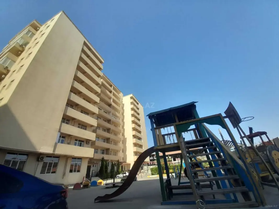 Satılır 2 otaqlı mənzil 92 m²