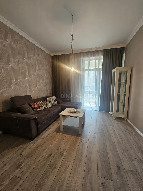 Satılır 3 otaqlı mənzil 92 m²