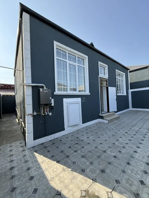 Satılır 3 otaqlı həyət evi 3 m²