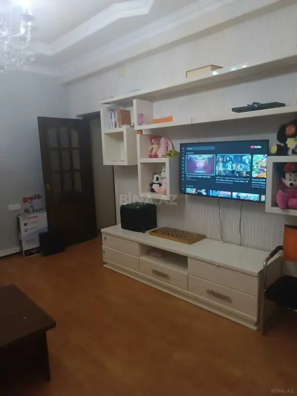 Satılır 2 otaqlı mənzil 73 m²