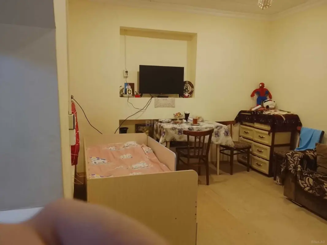 Satılır 5 otaqlı həyət evi 120 m²