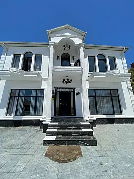 Satılır 5 otaqlı həyət evi 200 m² — Bakı, Badamdar 5 otaq 200.00 m²