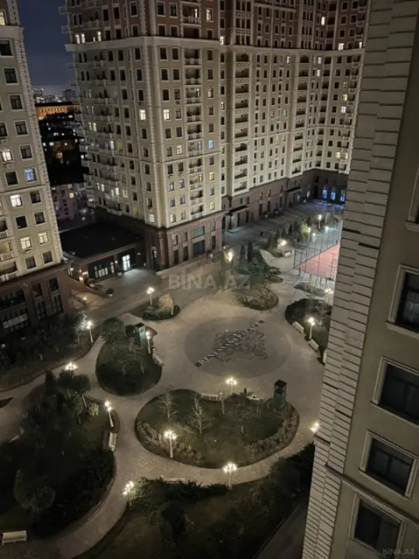 Satılır 2 otaqlı mənzil 68 m²