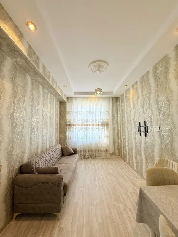 Satılır 3 otaqlı mənzil 60 m²