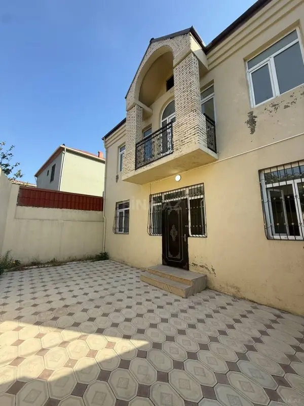 Satılır 4 otaqlı həyət evi 150 m²