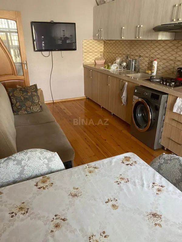Satılır 4 otaqlı həyət evi 160 m²