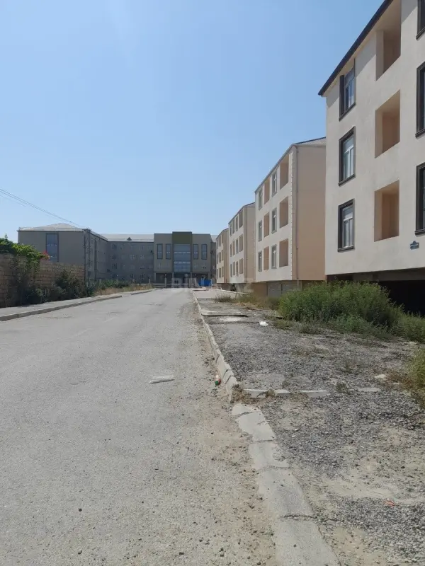 Satılır 1 otaqlı mənzil 33 m²