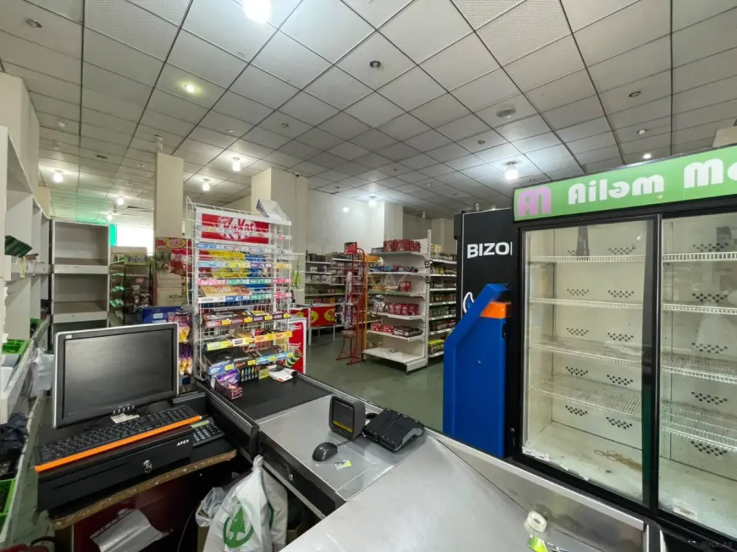 Kirayə verilir obyekt 222 m²
