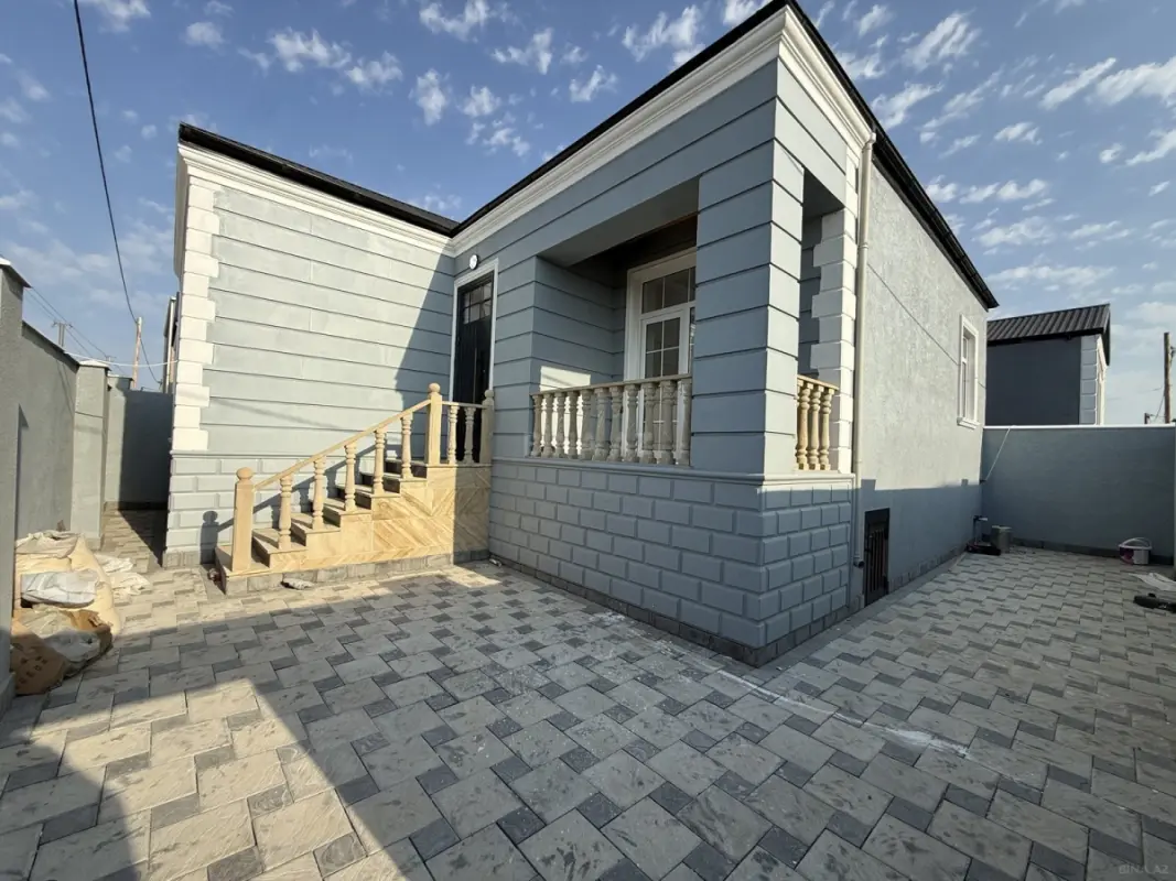 Satılır 4 otaqlı həyət evi 100 m²