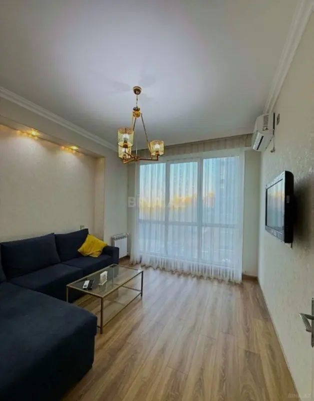 Satılır 2 otaqlı mənzil 58 m²